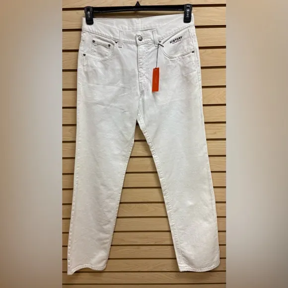 NWT ICEBERG MEN FASHIONABLE MADE IN ITALY JEANS SIZE 34 INSEAM 34. 
MSRP $295.00
          
      NWT