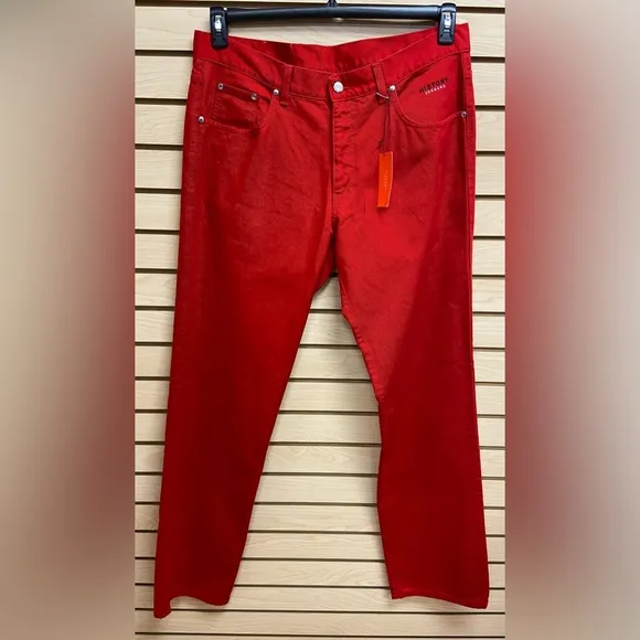 NWR ICEBERG MEN FASHIONABLE JEANS MADE IN ITALY SIZE 38 INSEAM 34 MSRP $295.00
          
      NWT