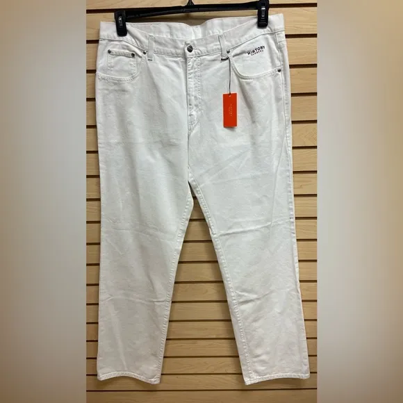 NWT ICEBERG MEN FASHIONABLE JEANS MADE IN ITALY SIZE 42 INSEAM 35
          
      NWT