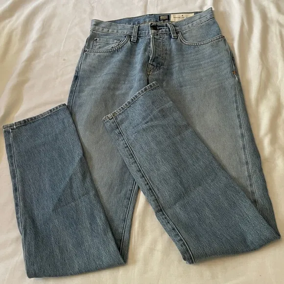 Imogene and Willie 27 Barton Slim Jeans w/ Button Fly Medium Wash