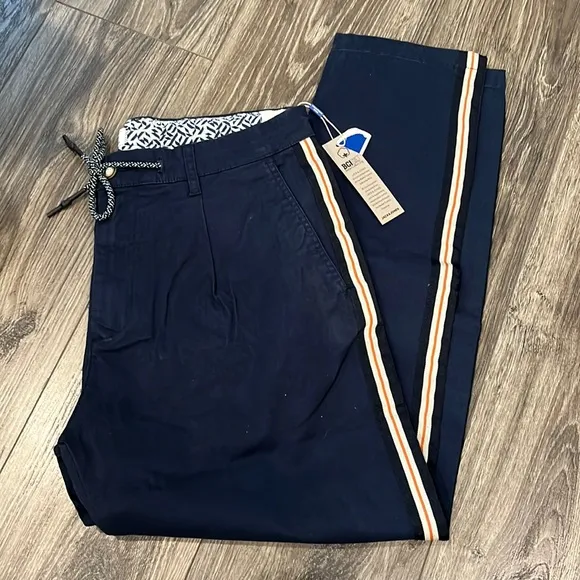 NWT Jack & jones jeans
          
      NWT