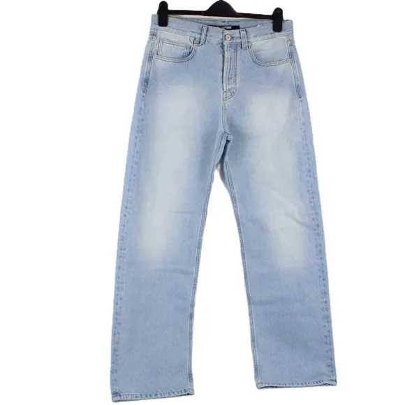 Jacquemus The Straight De-Nîmes Mid Rise Denim Jeans in Light Blue/Tabac Size 30
              
      Boutique