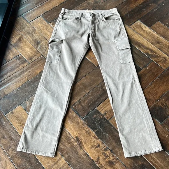 James Jeans made in USA TRAVIS the straight men’s size 31 fitted carpenter jeans
          
      NWT