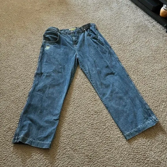 Jncos 179 smoke stacks 44 waist 32 inseam. A little bit of mud stain