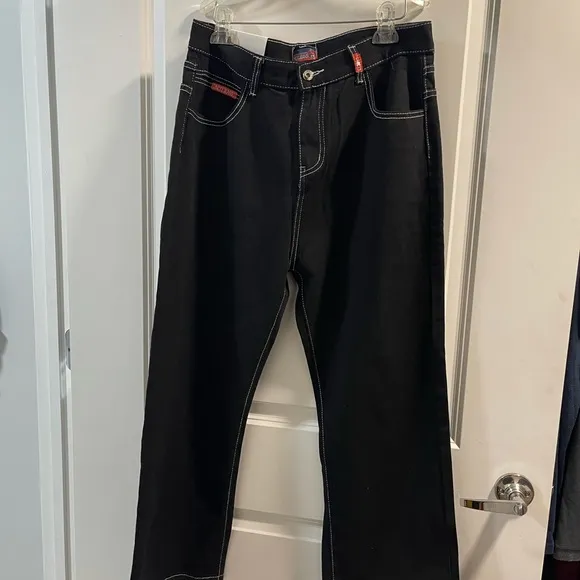 Black Jeans with Heaven Can Wait Men’s Black Denim Jeans Purple Skeleton
              
      NWT