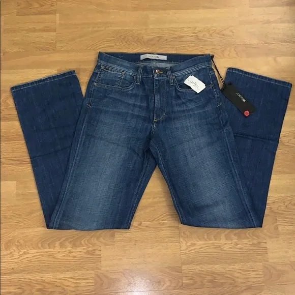 NWT Joe’s Jeans Rebel Relaxed Fit Bootcut, 28
          
      NWT