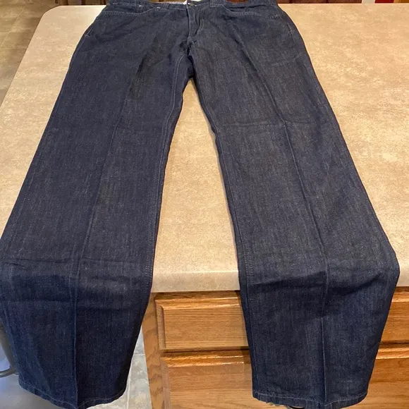 Mens Joe’s Jeans size 33 inseam measures about 34”