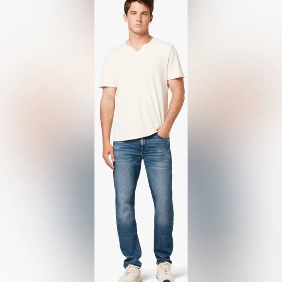 NWT Men’s Joe’s Jeans. Slim/Straight Fit. Slightly Tapered. Casual. Size 36/32
          
      NWT