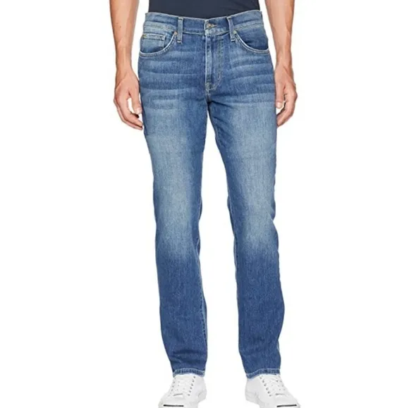 Joe's Jeans The Brixton Straight and Narrow Size 31x32 Medium Wash