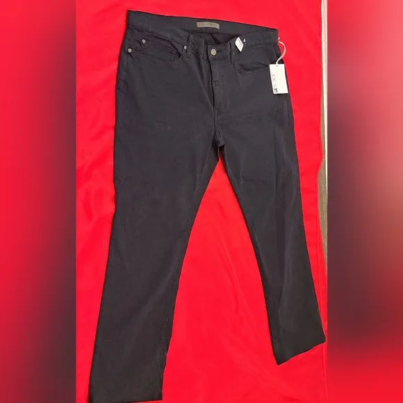 ✨️NWT✨️ Joe’s Black Straight & Narrow Cotton Pants
          
      NWT