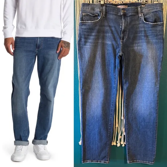 Joe’s Jeans | Medium Wash Classic Fit Straight Leg Jeans