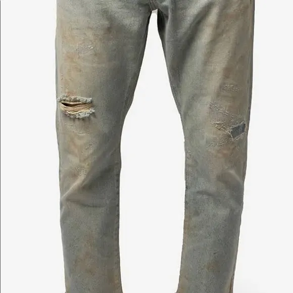 John Elliott The Kane 2 Straight Leg Cropped Jeans size 32 retail 495
          
      NWT