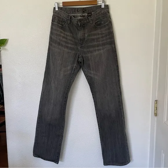 John Varvatos straight leg jeans men’s Size 31