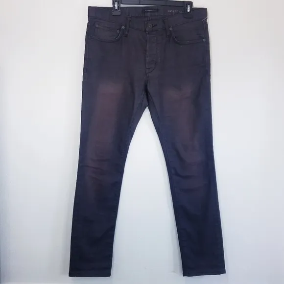 🌸 John Varvatos | Distressed Wash Jean's size 32