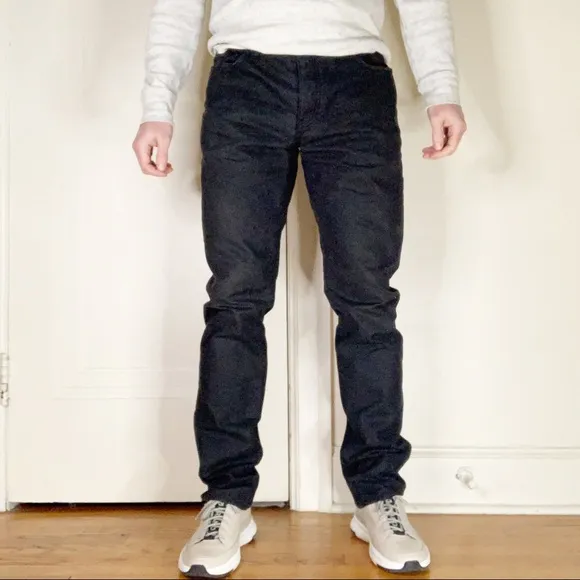 John Varvatos Men’s Slim Fit Chelsea Skull Jean 32x32