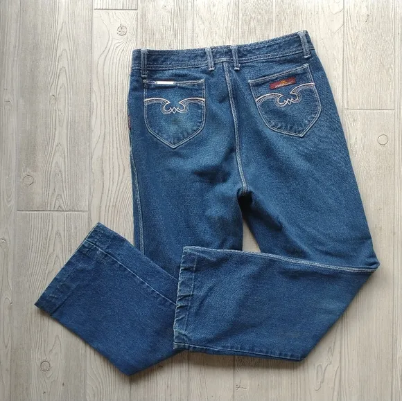 Jordache Jeans Vintage 1980s Hong Kong 34 Long Actually 31 Embroidered Dark Blue