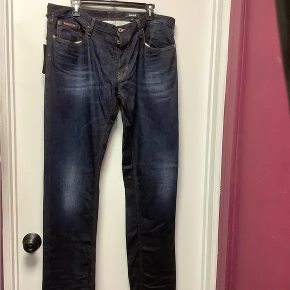 Cavalli Blue Jeans
          
      Boutique