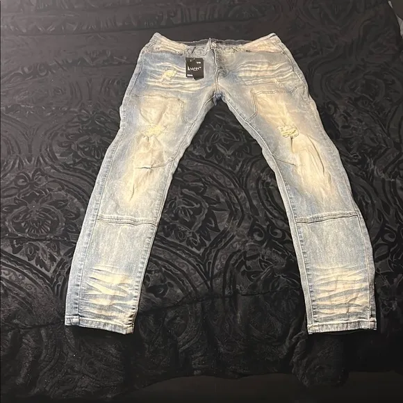 KanCan Blue Skinny Jeans Distressed Vintage Look
              
      NWT