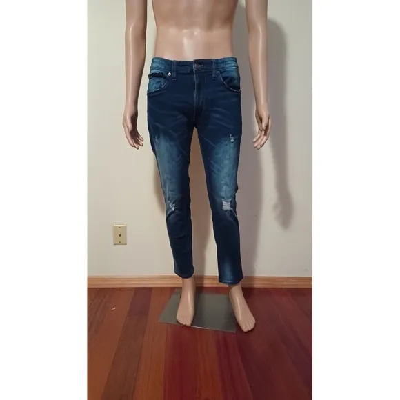 Tahari Dark Wash Men Jeans Size W 33 Condition: Good Size 33‎