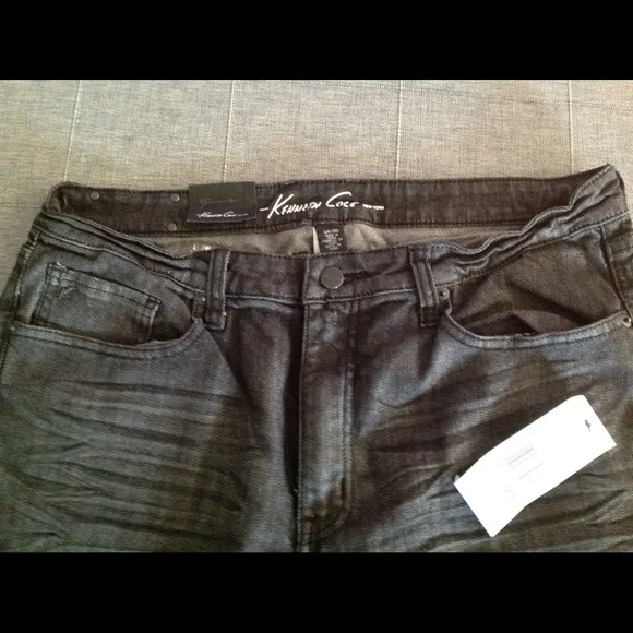 Kenneth Cole men's jeans
          
      NWT