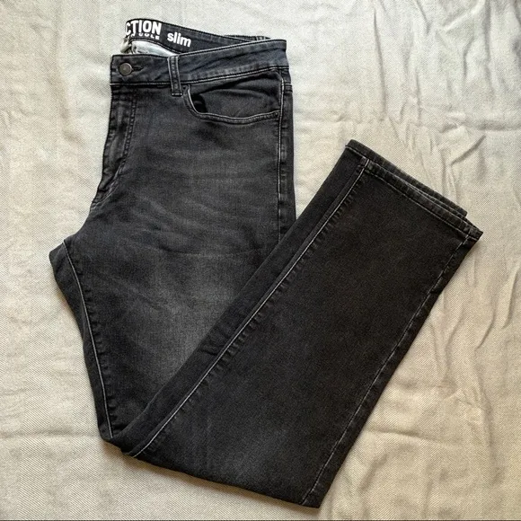 Kenneth Cole Reaction Dark Wash Slim Fit Jeans (Like New) 34X32