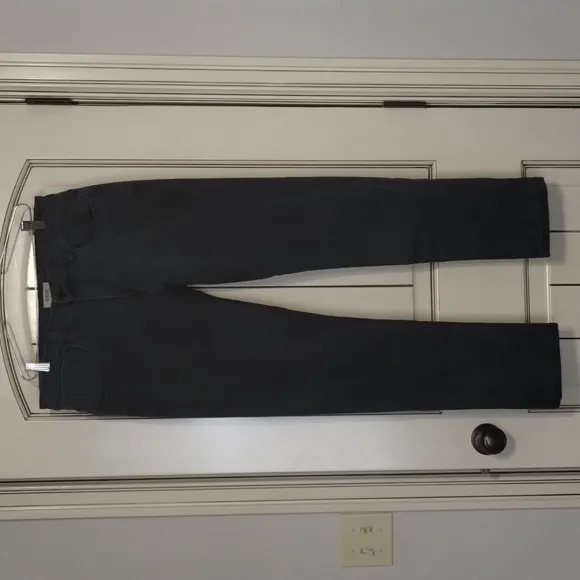 𝅺Kenneth Cole Today is your day 32/32 Jeans