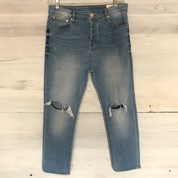 KITH distressed denim jeans 👖