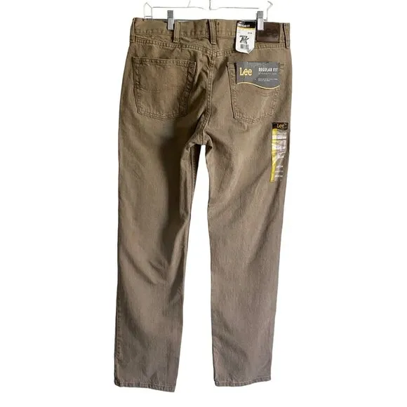 Lee Regular Fit Straight Leg Jeans 34 x 34 New with Tags
          
      NWT