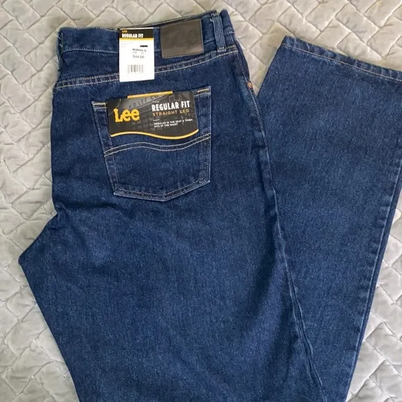 Lee Jeans Regular Fit ORION Size 38x34
          
      NWT