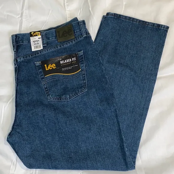 Lee Jeans Relaxed Fit NEWMAN Size 34x34
          
      NWT