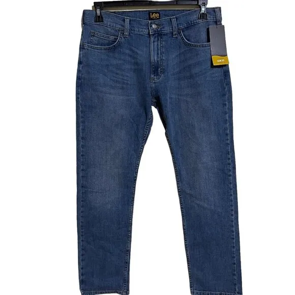 lee jeans size 34/30 tapered leg stretch men jeans. NWT