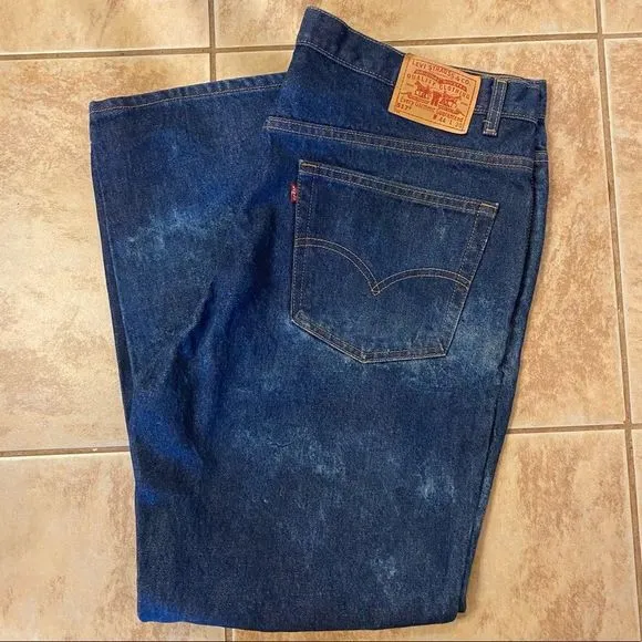 Vintage Levi’s 517 for men, size 44 x 30