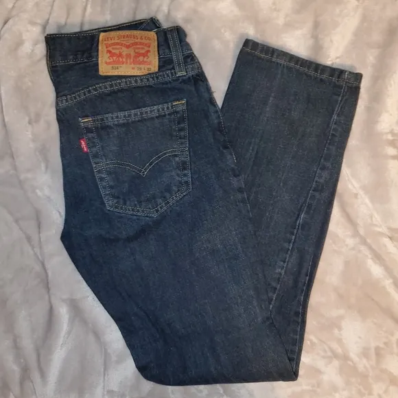 Levi's 514 Straight Fit Dark Wash Jeans