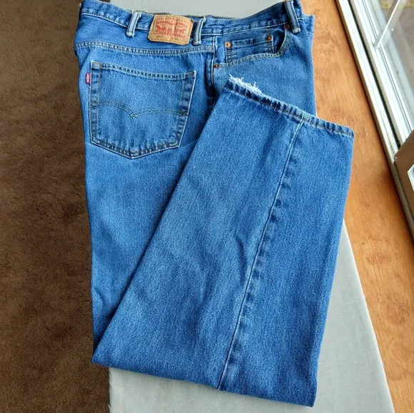 Levi's 550 42 x 32 men's original riveted