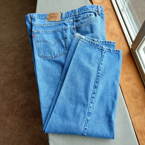 Levi's Relaxed Straight Leg 42 x 32