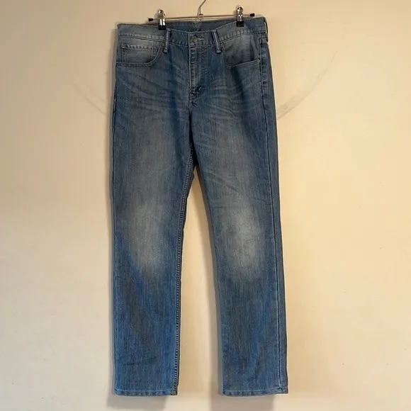 Levi’s 511 men’s slim fit jeans EUC 34/32 medium light wash casual denim