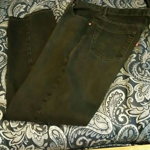 Levi Black Relaxed Fit Jeans