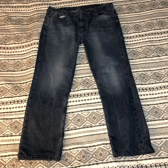 LEVI’S 514 Jeans in size 40W x 32L