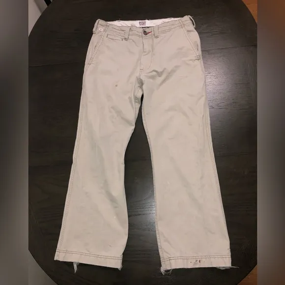 Levi’s Tab Twills Low Boot Cut Cream Pants Size 32x30