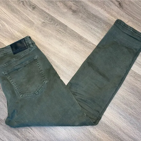 Mint Liverpool Jeans Mens Size 32x30 Olive Modern Straight Los Angeles Pants $$$