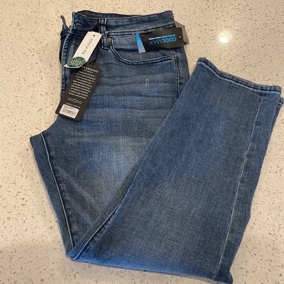 Liverpool Bryant Blue Jeans 33x28
          
      NWT