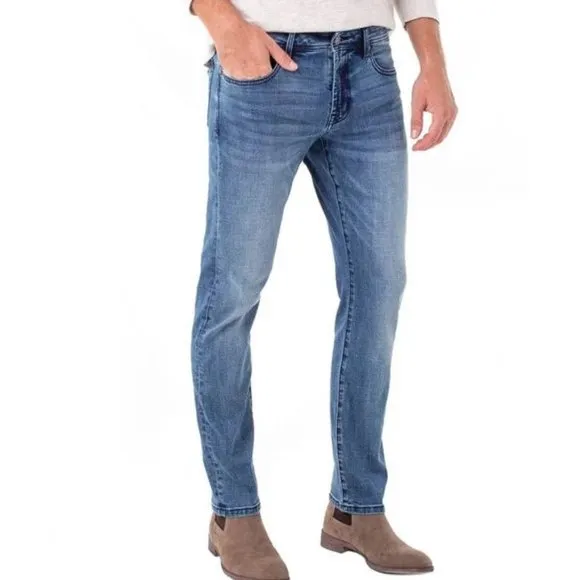 Liverpool Kingston Modern Slim Straight Leg Jeans color Mayson 32x30
          
      NWT