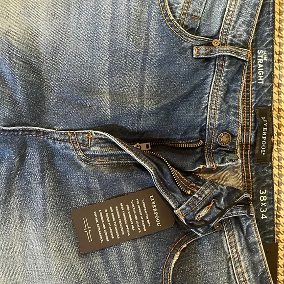 NWT men’s jeans 38x34
          
      NWT
