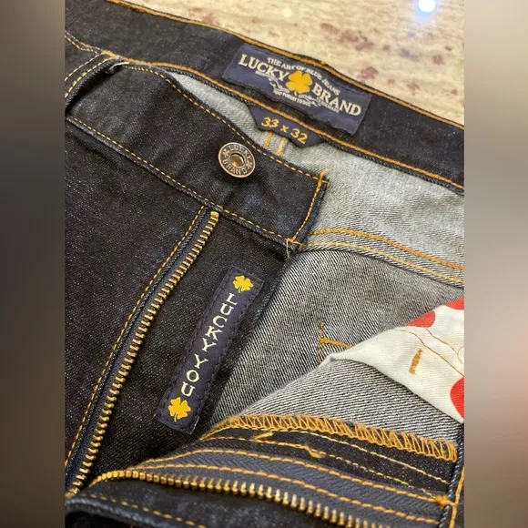 New Lucky Brand 410 Athletic Fit Jeans size 33x32