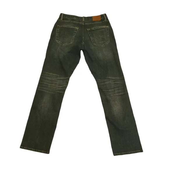 Lucky 410 athletic fit jeans 32