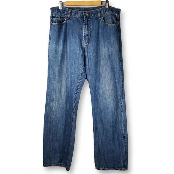 Lucky Brand Straight Leg Long Inseam Classic Jeans Medium Wash Blue Size 38