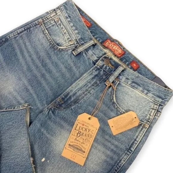 Lucky Brand 28x32 Jeans
          
      NWT