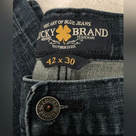 Lucky Brand Men’s 410 Athletic Fit Dark Wash Denim Jeans Athletic Fit Size 42x30