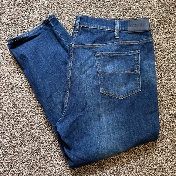 Lucky Brand Jeans Athletic Fit 46x30 Blue Jeans Faded Look ￼