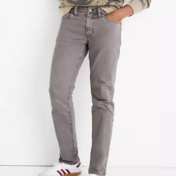 Madewell | Garment-Dyed Slim Everyday Flex Jeans